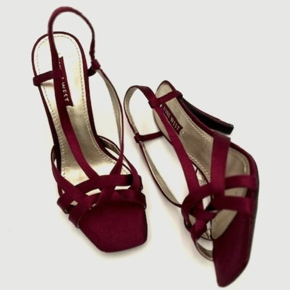 Express Burgandy Heels - Picture 1 of 7